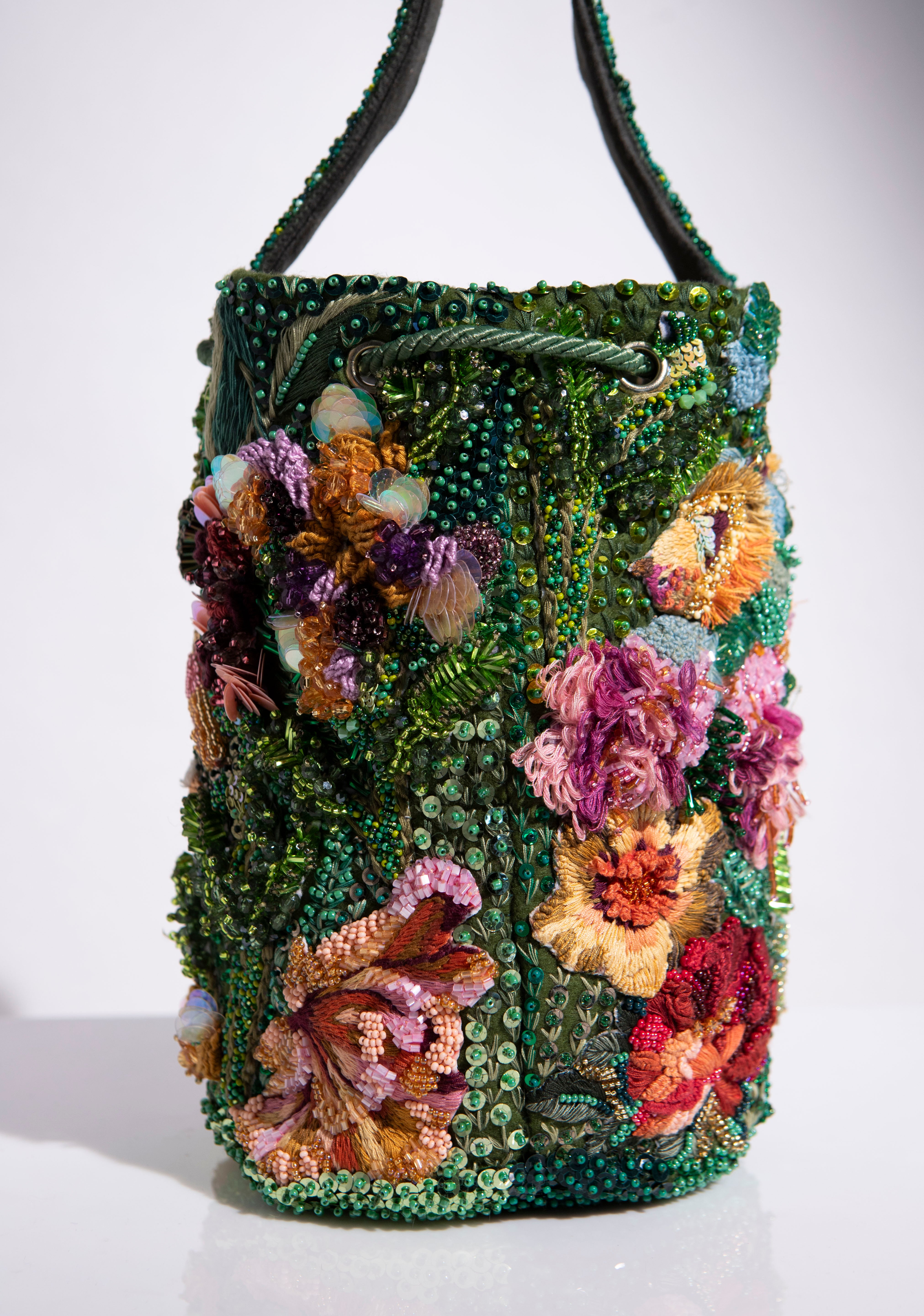 Mochila Bosque Encantado | Bordada a Mano
